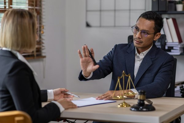 Trouver le bon avocat fiscaliste à paris : conseils incontournables